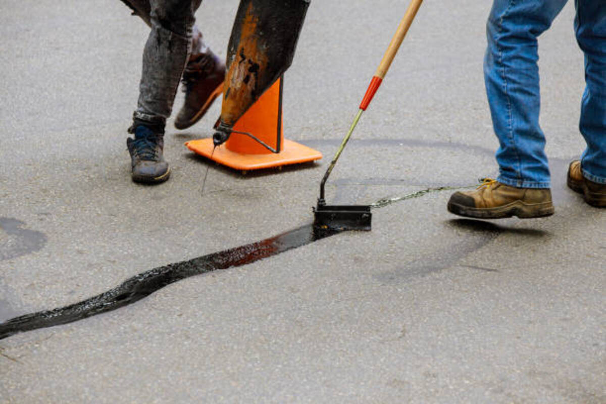 What Factors Affect the Cost of Concrete Sealing?