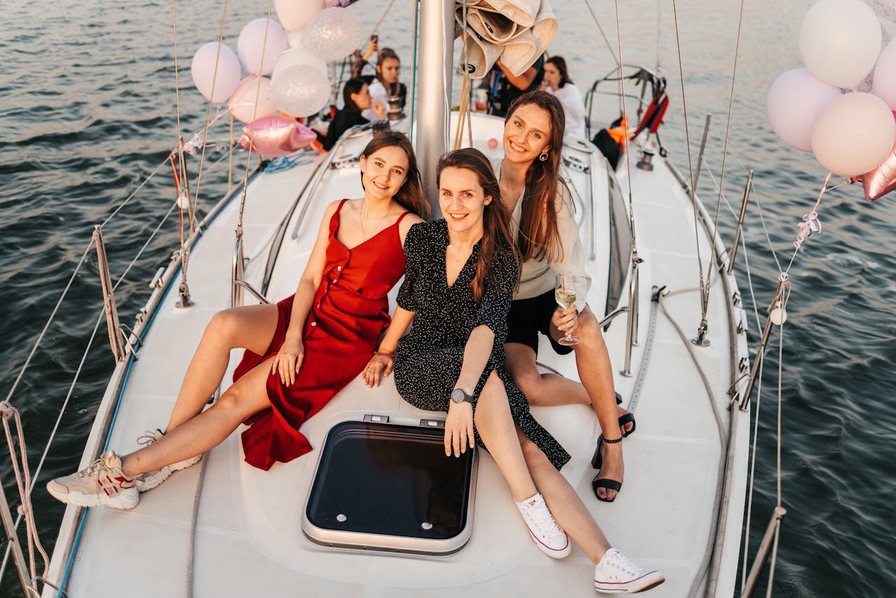 5 yacht charter occasions in Dubai