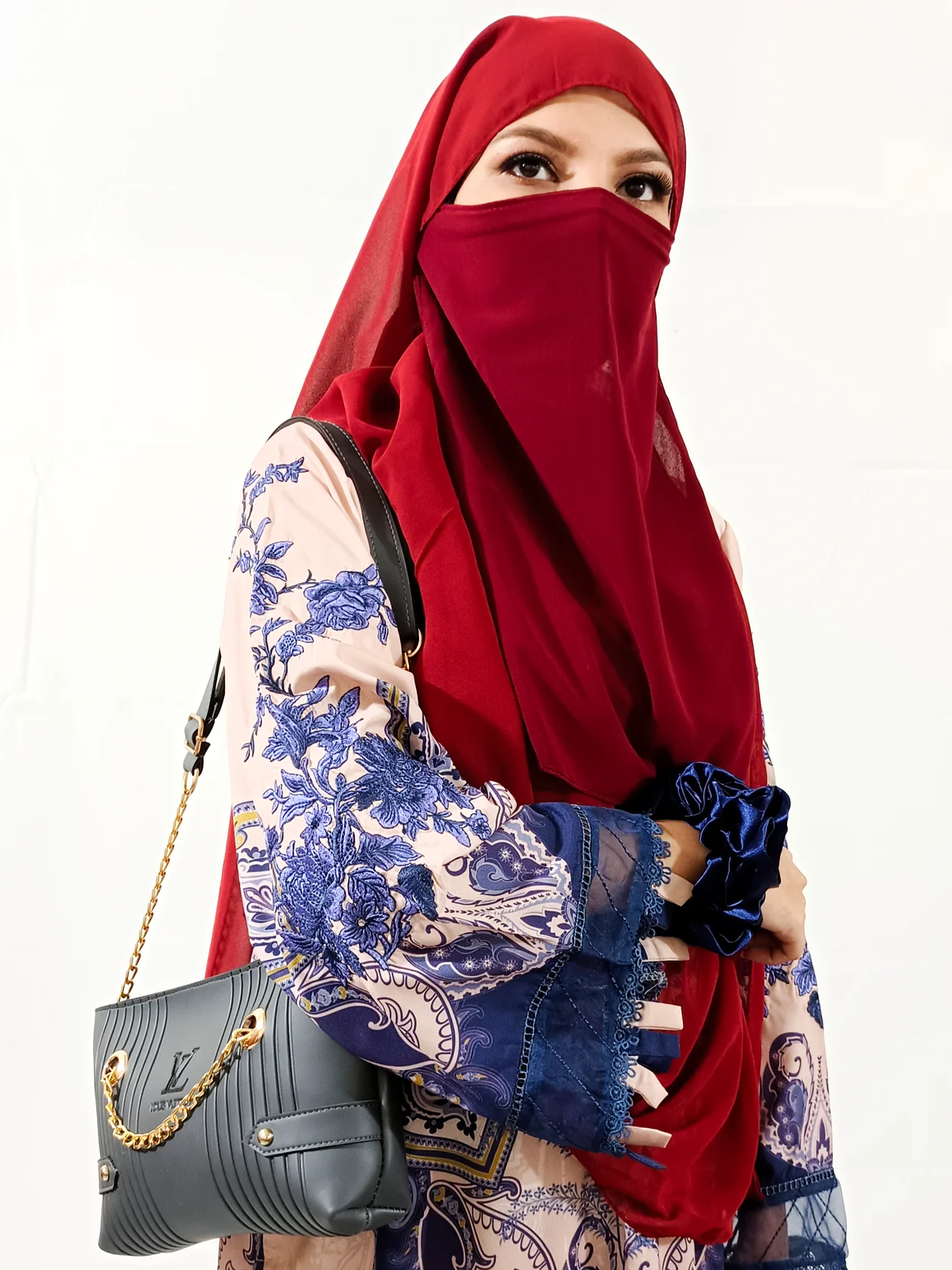 https://hijabulimaan.com/products/hijab-niqab